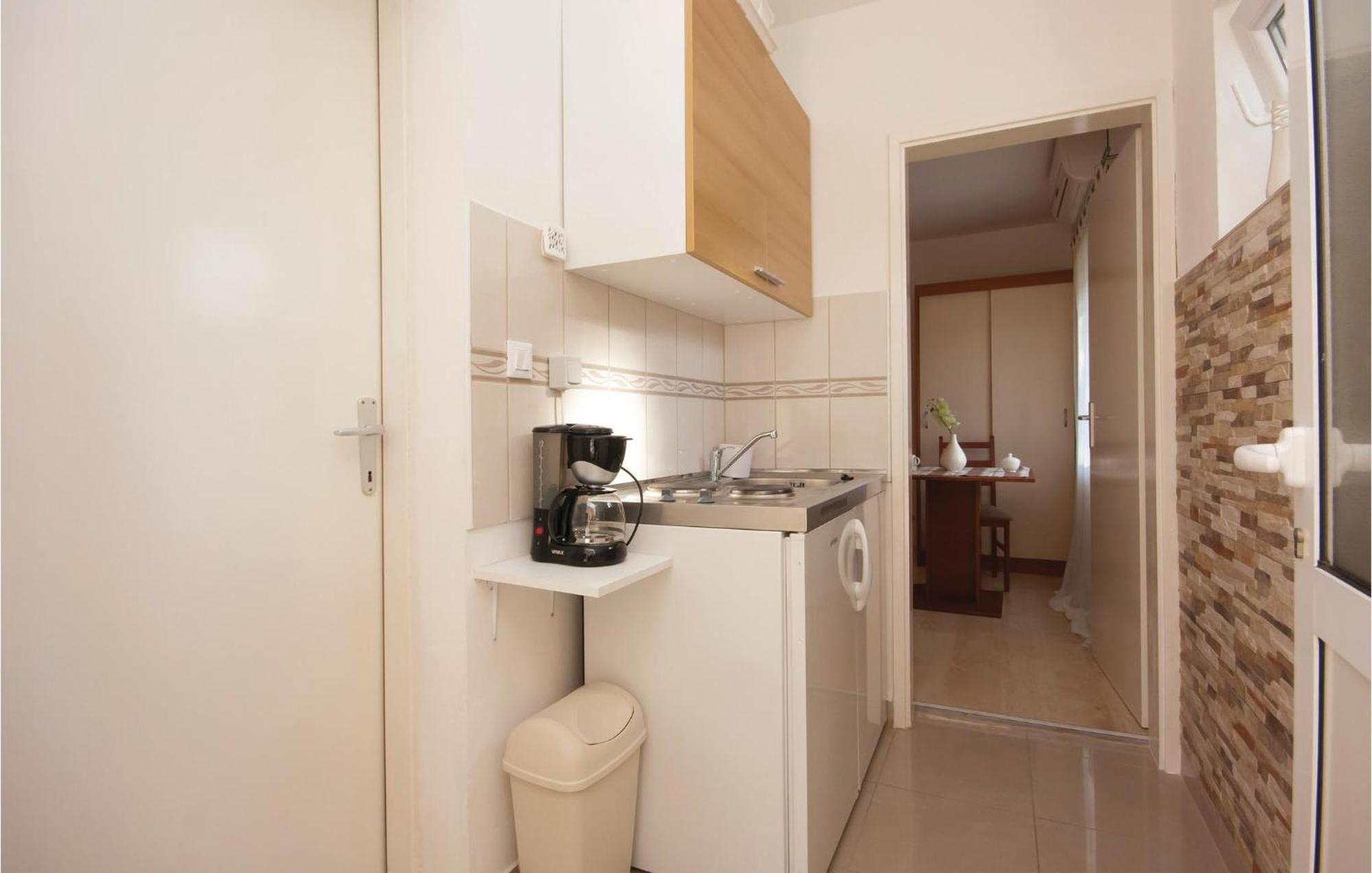 Nice Apartment In Raslina With House Sea View Zewnętrze zdjęcie