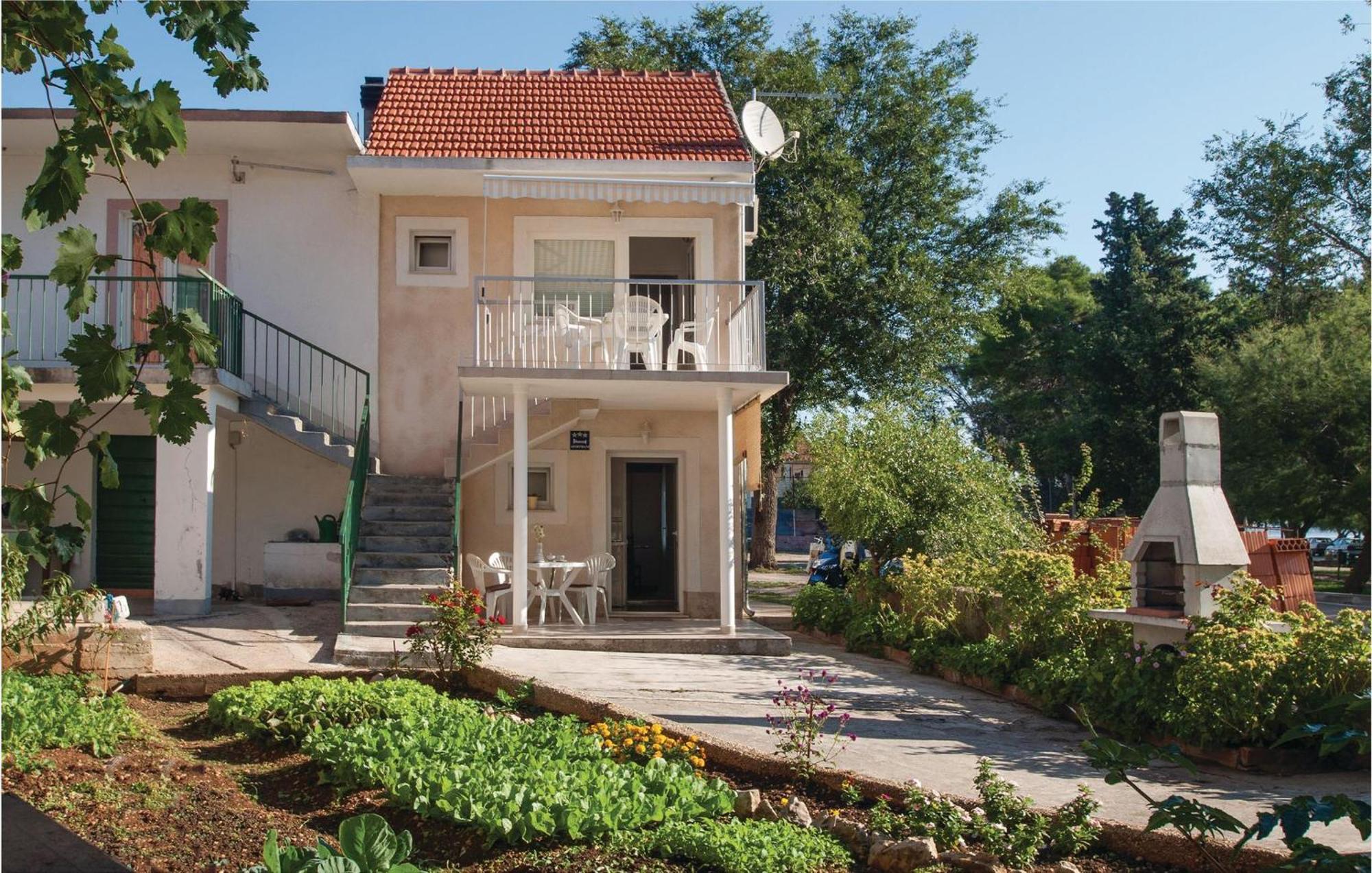 Nice Apartment In Raslina With House Sea View Zewnętrze zdjęcie